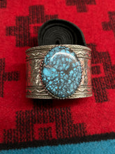 Load image into Gallery viewer, Alvin Monte silver bracelets