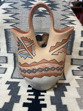 Load image into Gallery viewer, Felicia Fragua large wedding vases
