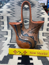 Load image into Gallery viewer, Felicia Fragua large wedding vases
