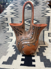 Load image into Gallery viewer, Felicia Fragua large wedding vases
