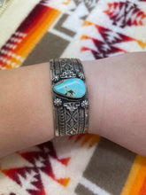 Load image into Gallery viewer, Maloney cuff bracelets
