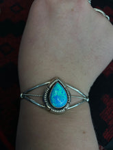 Load image into Gallery viewer, Opal cuff bracelets
