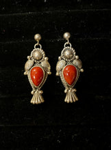 Load image into Gallery viewer, Roie Jaque coral earrings
