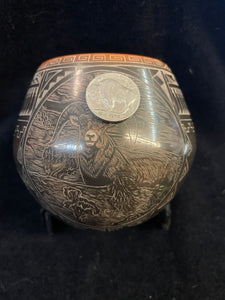 Large Kevin Naranjo bighorn and fish pot